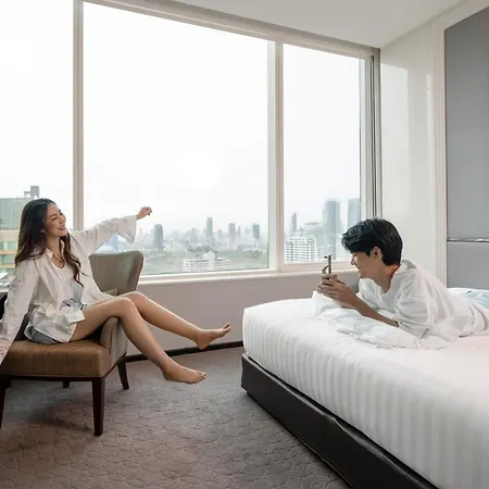 Grande Centre Point Hotel Terminal21