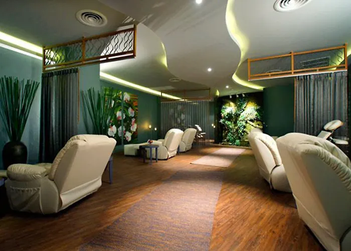 Hotel Grande Centre Point Terminal21 Bangkok